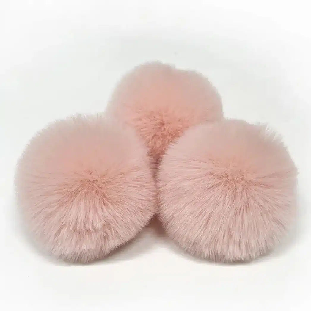 Petit pompon