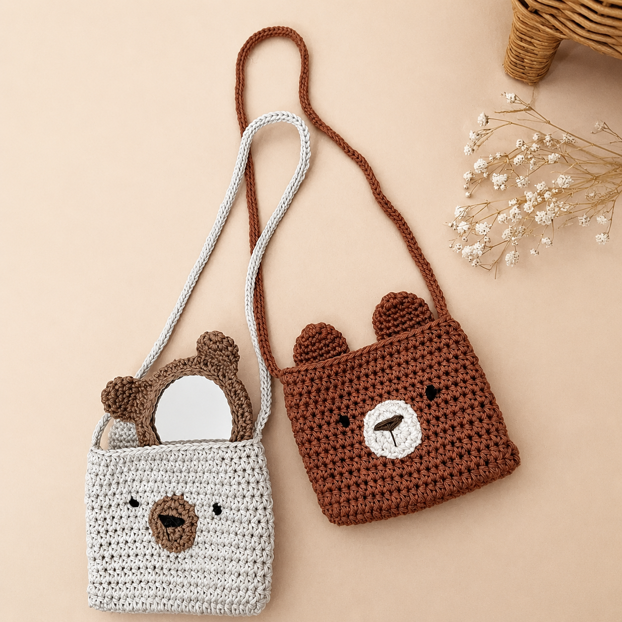 Patron du sac et du miroir de poche ourson