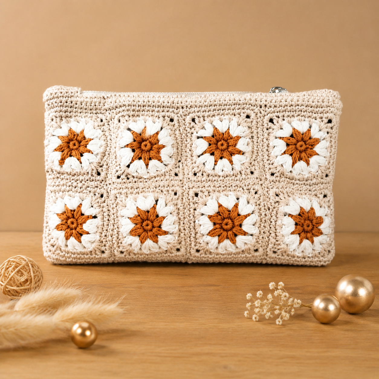 Patron de la pochette en granny