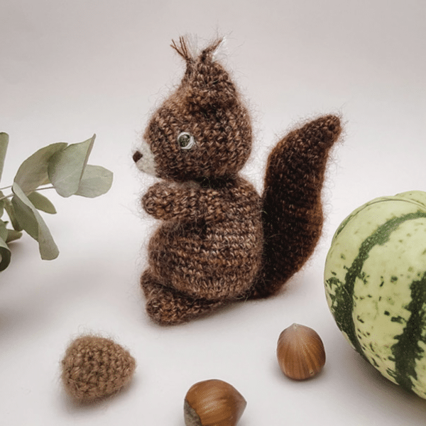 annab, space, crochet, hook, patron, pattern, free pattern, écureuil, amigurumi