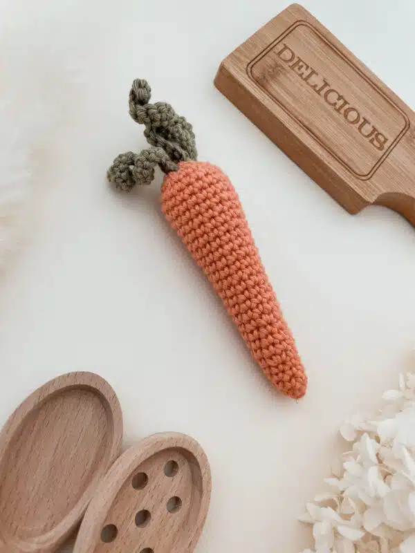 marguerites en folie,le sac de couchage carotte,lapin, rabbit, crochet, box crochet, amigurumi, annab