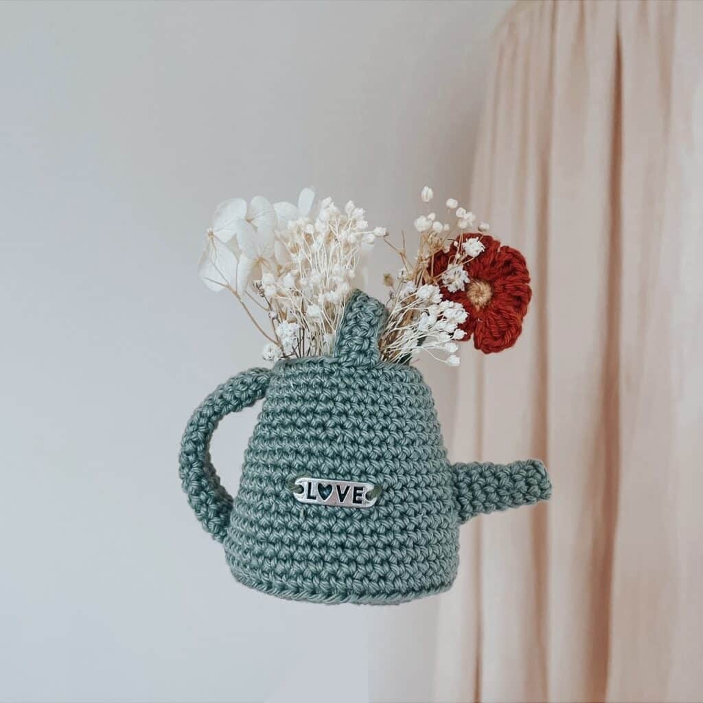 arrosoir, tuto gratuit, patron gratuity, crochet, gratuity, free pattern, box crochet, annab, amigurumi, mercerie