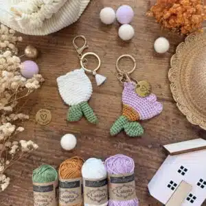 fleur, kit crochet, annab, porte-clef, maitresse, merci, box crochet, crochet, amigurumi, mercerie