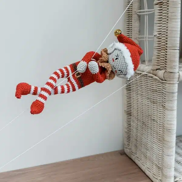 lutin farceur, noel, annab, crochet, amigurumi, noel crochet, mercerie, kit crochet, box crochet