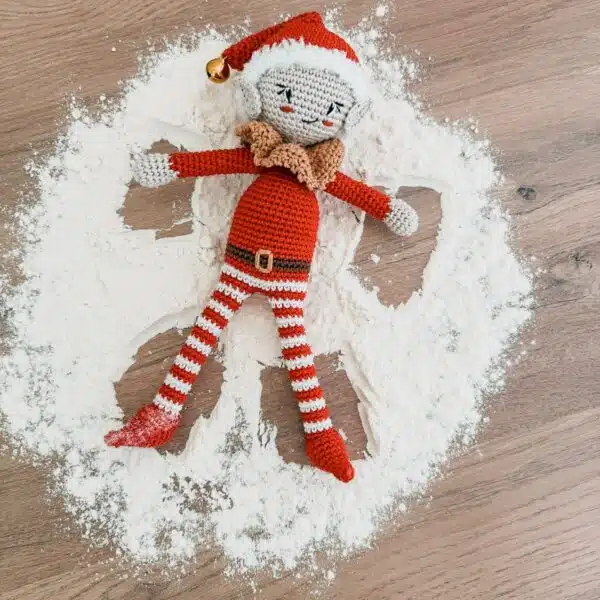 lutin farceur, noel, annab, crochet, amigurumi, noel crochet, mercerie, kit crochet, box crochet
