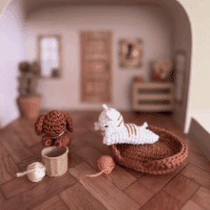 petit animal de compagnie au crochet pour maison de poupée miniature