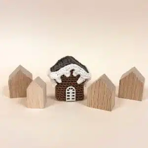 maison de bois pour calendrier de l'avent annab au crochet